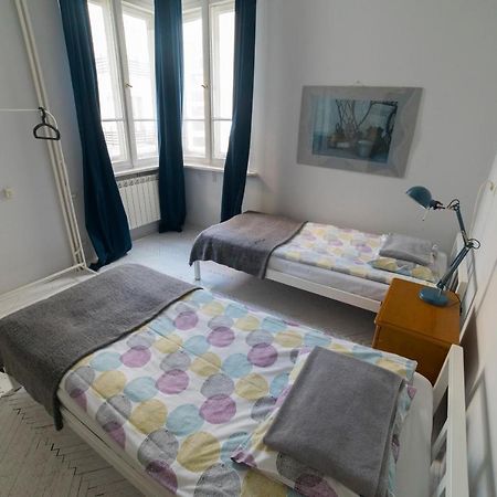 Koro De Varsovio - Apartament Chmielna 6 Dış mekan fotoğraf