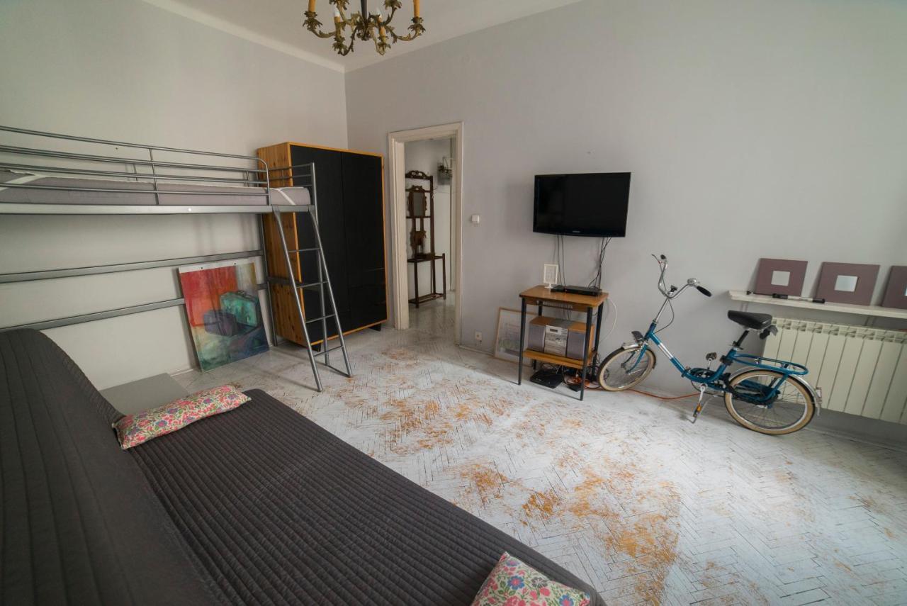 Koro De Varsovio - Apartament Chmielna 6 Dış mekan fotoğraf